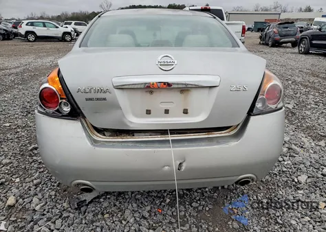 2011 Nissan Altima Base z USA, uszkodzony, nr VIN 1N4AL2AP2BN425007